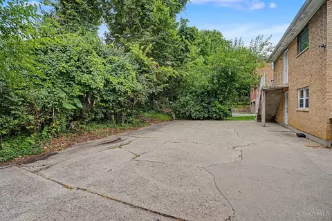 837 Seton Ave, Cincinnati, OH 45205 photo 8