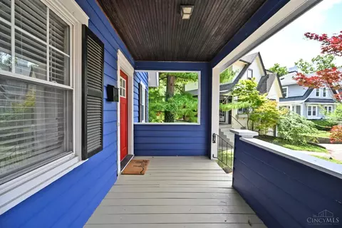Exterior - 3559 Rawson Pl, Cincinnati, OH 45209 photo 7 of 17
