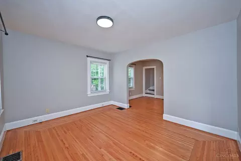 Living - 3559 Rawson Pl, Cincinnati, OH 45209 photo 1 of 4