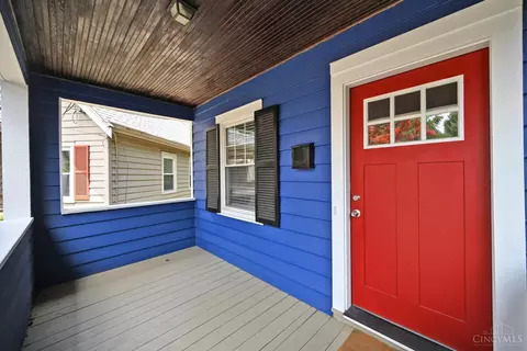 Exterior - 3559 Rawson Pl, Cincinnati, OH 45209 photo 6 of 17