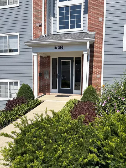 7646 Shawnee Ln, West Chester, OH 45069