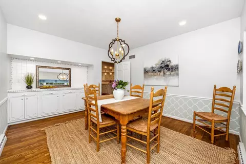 Dining - 5475 Waring Dr, Cincinnati, OH 45243 photo 3 of 4