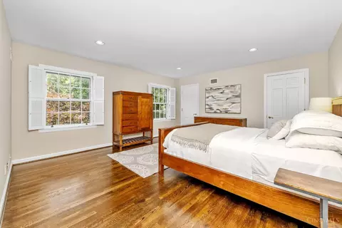 Bedroom - 5475 Waring Dr, Cincinnati, OH 45243 photo 4 of 6