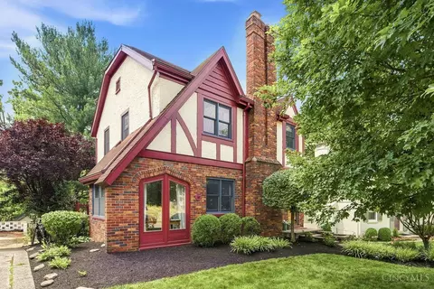 1326 Herlin Pl, Cincinnati, OH 45208