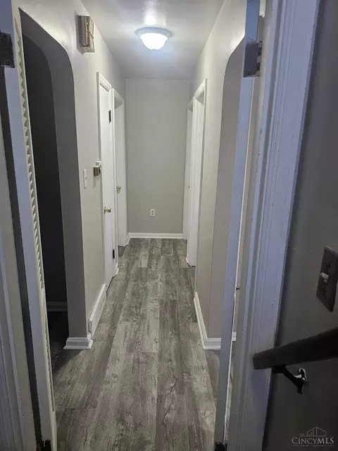 1720 Marilyn Ln, Cincinnati, OH 45231 photo 9