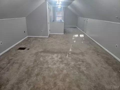 1720 Marilyn Ln, Cincinnati, OH 45231 photo 8