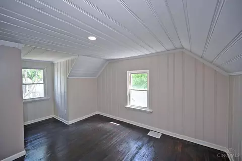Bedroom - 2759 Rushland Dr, Kettering, OH 45419 photo 5 of 8