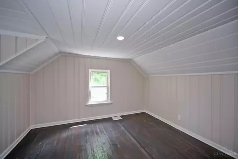 Bedroom - 2759 Rushland Dr, Kettering, OH 45419 photo 4 of 8