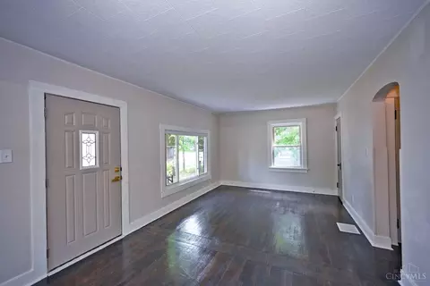 Living - 2759 Rushland Dr, Kettering, OH 45419 photo 1 of 5