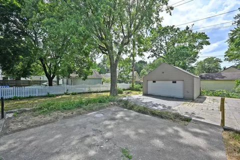 Exterior - 2759 Rushland Dr, Kettering, OH 45419 photo 10 of 16
