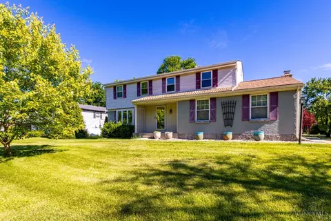 8147 Woodward Dr, West Chester, OH 45069