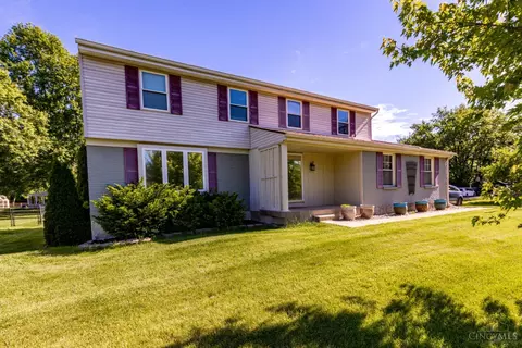 8147 Woodward Dr, West Chester, OH 45069
