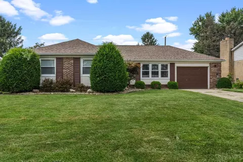 619 Hiatt Ave, Wilmington, OH 45177