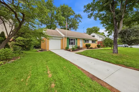 Exterior - 8785 Mockingbird Ln, Cincinnati, OH 45231 photo 3 of 6