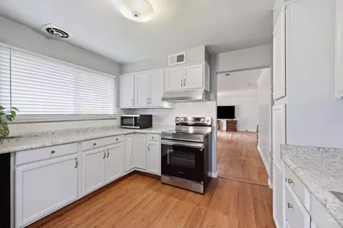 Kitchen - 8785 Mockingbird Ln, Cincinnati, OH 45231 photo 3 of 3