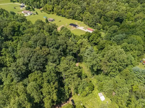 1746 Hackleshin Rd, Mifflin Twp, OH 45646
