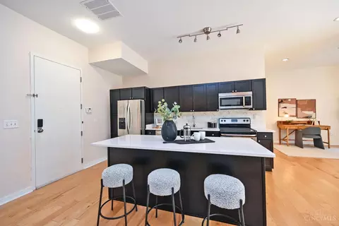 Kitchen - 1150 Vine St, Cincinnati, OH 45202 photo 2 of 4