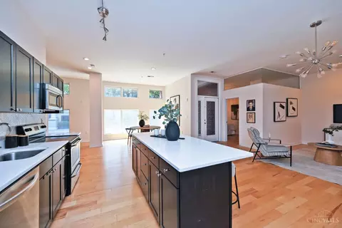 Kitchen - 1150 Vine St, Cincinnati, OH 45202 photo 4 of 4