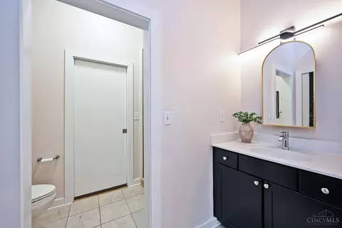 Bath - 1150 Vine St, Cincinnati, OH 45202 photo 1 of 3