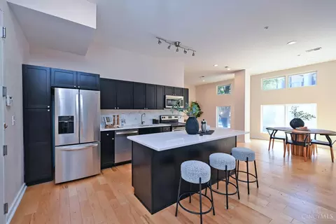 Kitchen - 1150 Vine St, Cincinnati, OH 45202 photo 1 of 4