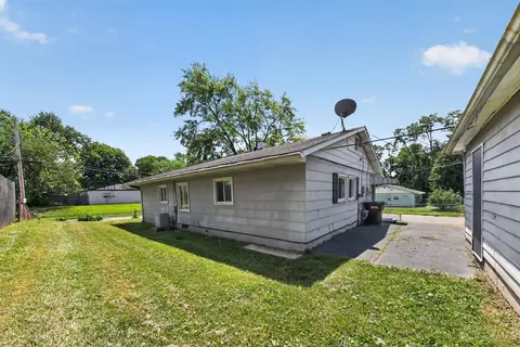 Exterior - 2454 Schon Dr, Cincinnati, OH 45231 photo 3 of 4