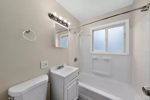 Bath - 2454 Schon Dr, Cincinnati, OH 45231 photo 1 of 2