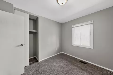 Bedroom - 2454 Schon Dr, Cincinnati, OH 45231 photo 1 of 5