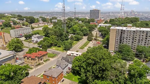 View/Area - 3003 Eighth St, Cincinnati, OH 45205 photo 5 of 7