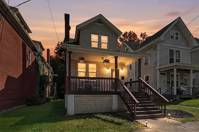 3003 8th St, Cincinnati, OH 45205