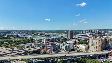 View/Area - 502 Baum St, Cincinnati, OH 45202 photo 2 of 8