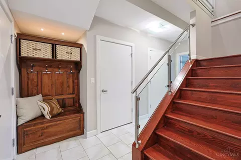 Entry Way - 502 Baum St, Cincinnati, OH 45202 photo 3 of 8