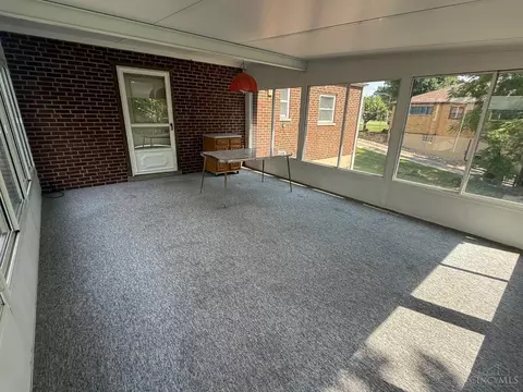 Exterior - 3177 Ebenezer Rd, Cincinnati, OH 45248 photo 5 of 13