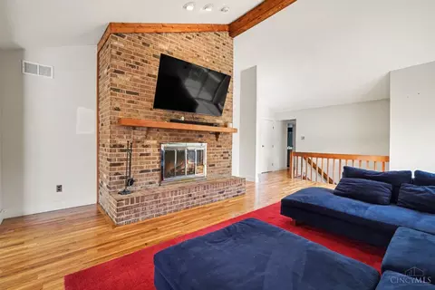 2420 Devils Backbone Rd, Cincinnati, OH 45233 photo 6