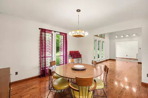 2420 Devils Backbone Rd, Cincinnati, OH 45233 photo 5