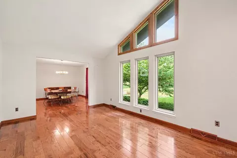 2420 Devils Backbone Rd, Cincinnati, OH 45233 photo 13