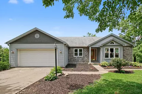 8293 Paddington Ct, West Chester, OH 45069