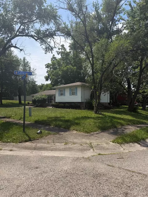 1207 Terry Ct, Lincoln Heights, OH 45215 photo 3