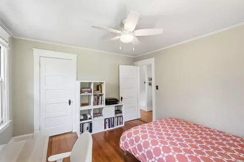 Bedroom - 3363 Morrison Ave, Cincinnati, OH 45220 photo 4 of 10