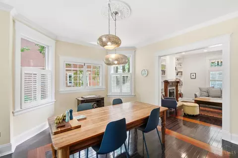Dining - 3363 Morrison Ave, Cincinnati, OH 45220 photo 3 of 3