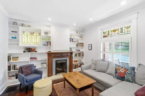 Living - 3363 Morrison Ave, Cincinnati, OH 45220 photo 1 of 5