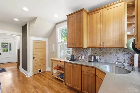 Other - 3363 Morrison Ave, Cincinnati, OH 45220 photo 5 of 12