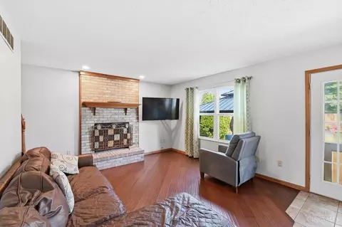 6801 Highpoint Blvd, Liberty Twp, OH 45011 photo 2