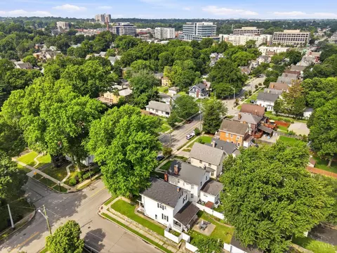 View/Area - 2786 Markbreit Ave, Cincinnati, OH 45209 photo 3 of 4