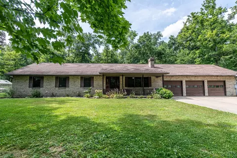 1281 Hiatt Rd, Clarksville, OH 45113