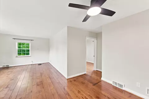 Living - 6239 Crestview Pl, Cincinnati, OH 45230 photo 8 of 8