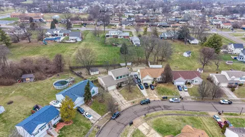 View/Area - 11835 Wincanton Dr, Cincinnati, OH 45231 photo 3 of 11