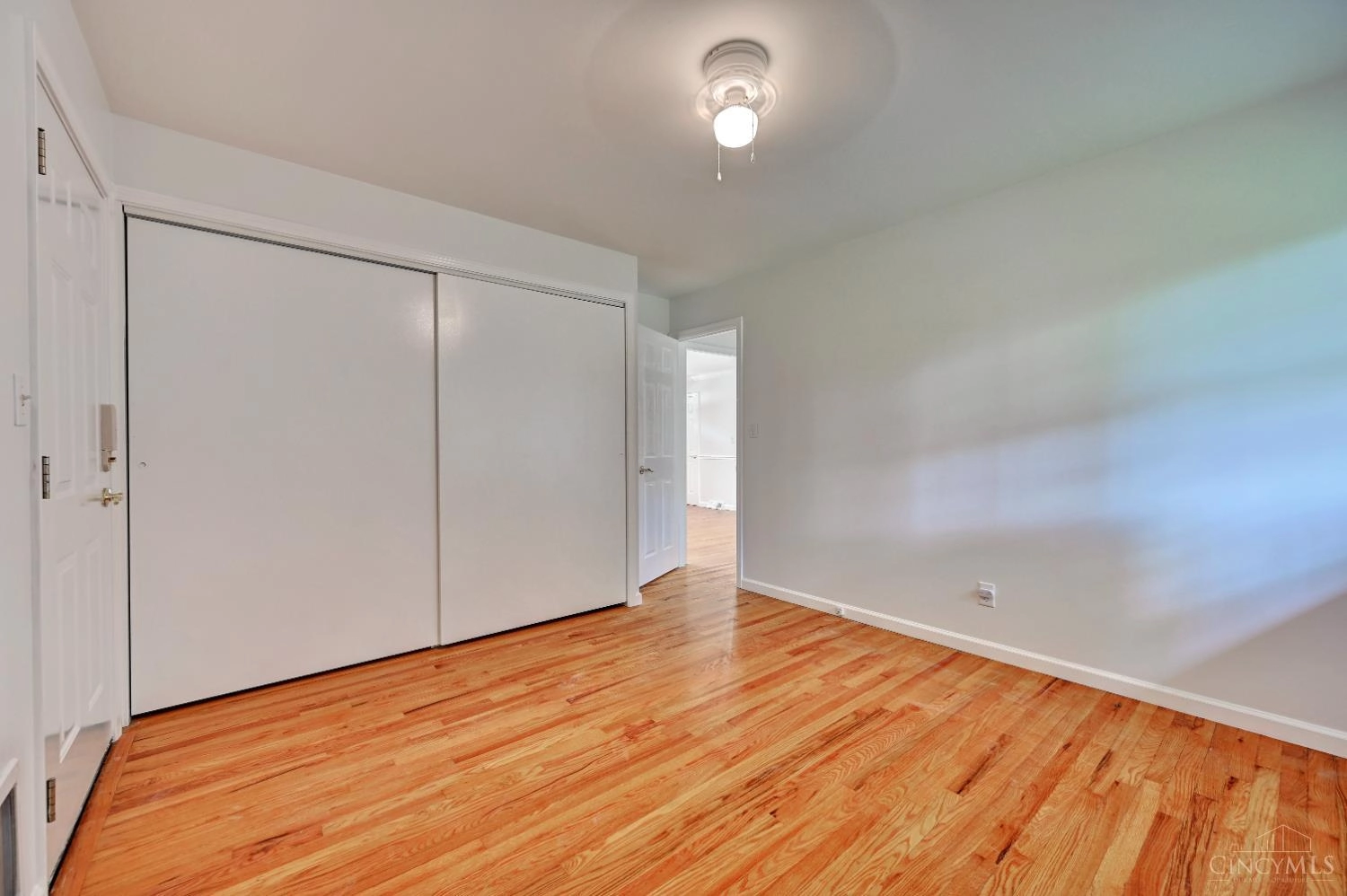 1063 Newcastle Dr, Cincinnati, OH 45231 photo 16