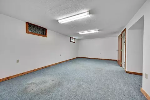 1063 Newcastle Dr, Cincinnati, OH 45231 photo 20