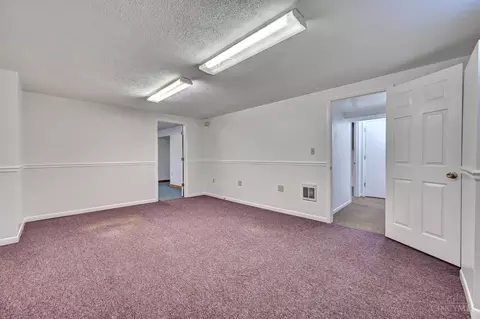 1063 Newcastle Dr, Cincinnati, OH 45231 photo 18