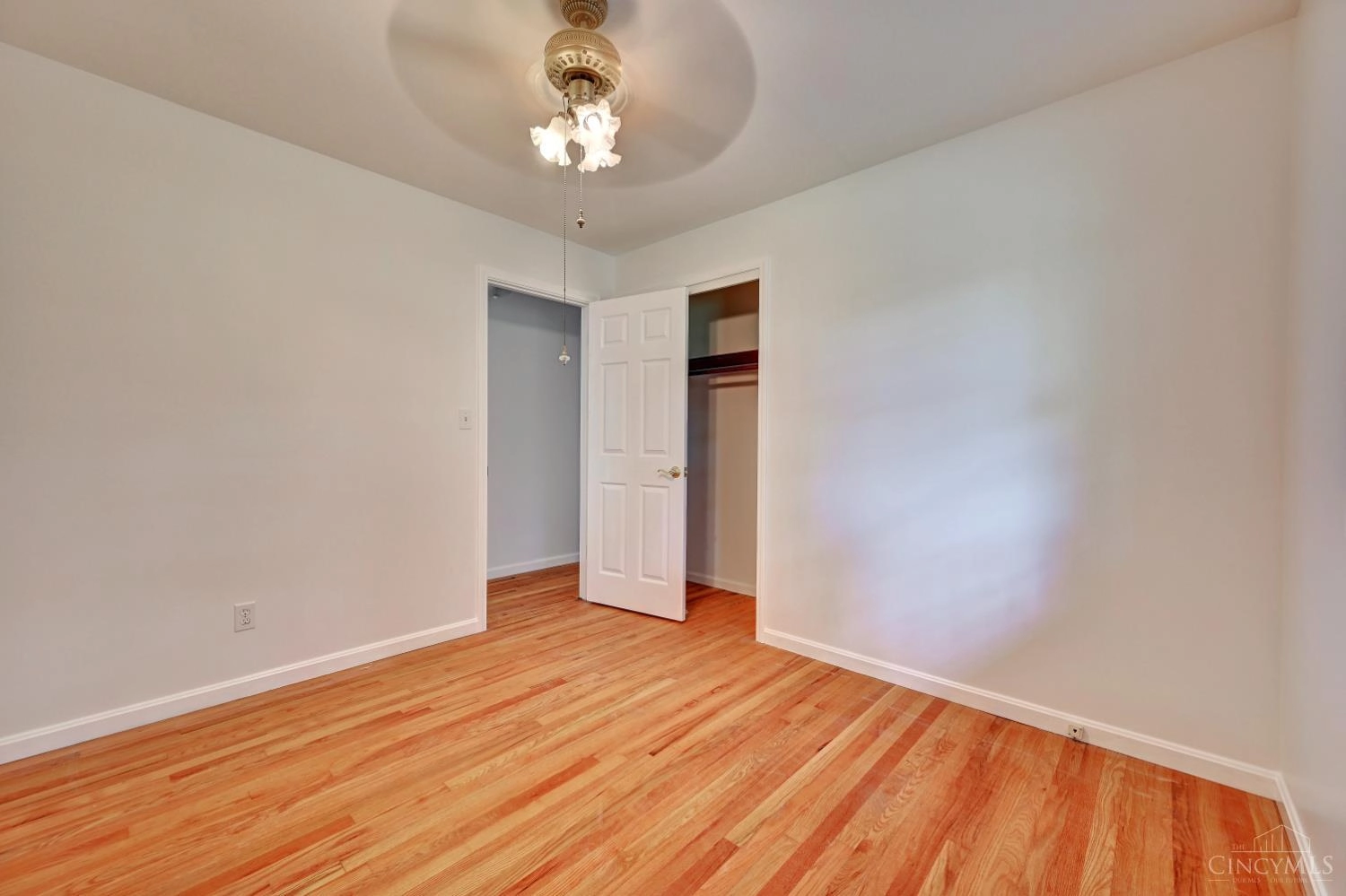 1063 Newcastle Dr, Cincinnati, OH 45231 photo 14